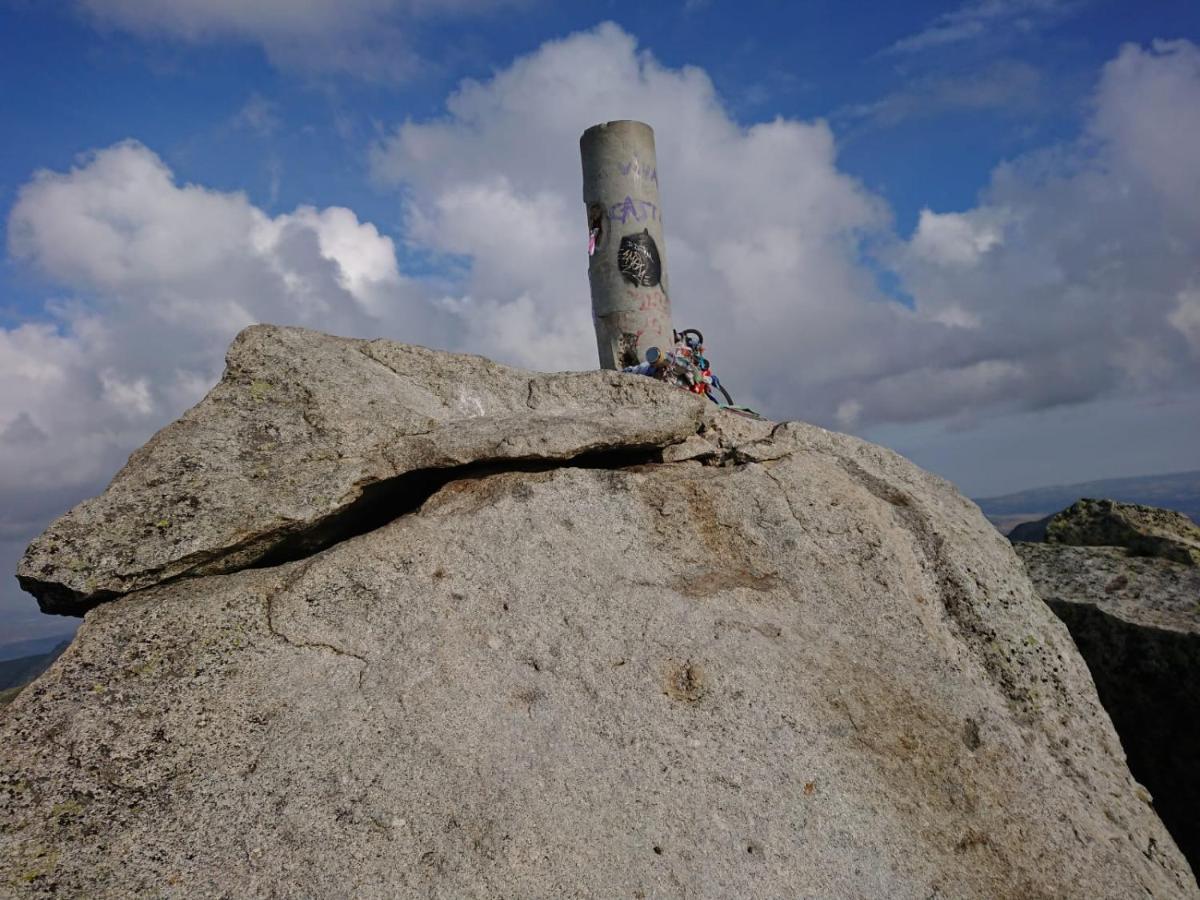 Penzion Artesano I Y III Navarredonda de Gredos Exteriér fotografie