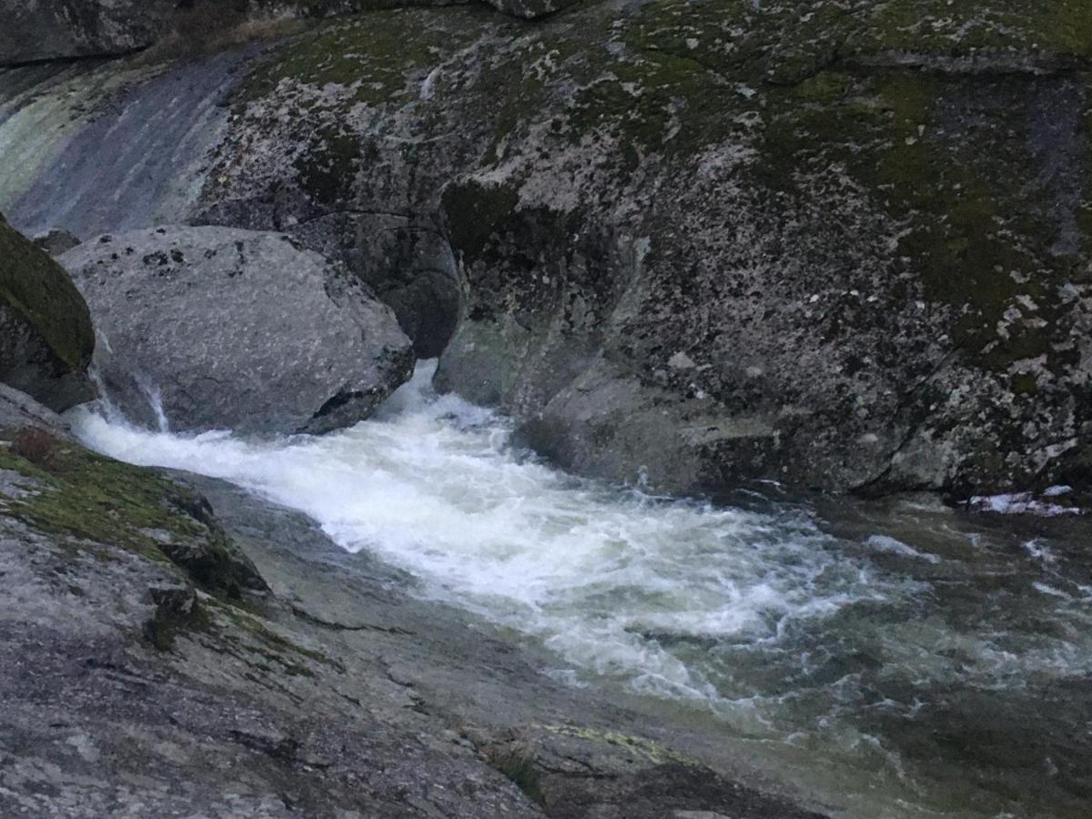 Penzion Artesano I Y III Navarredonda de Gredos Exteriér fotografie