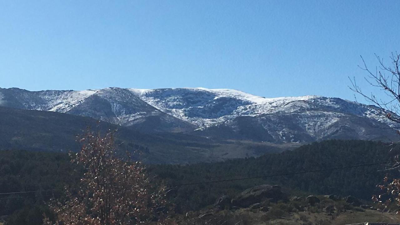 Penzion Artesano I Y III Navarredonda de Gredos Exteriér fotografie