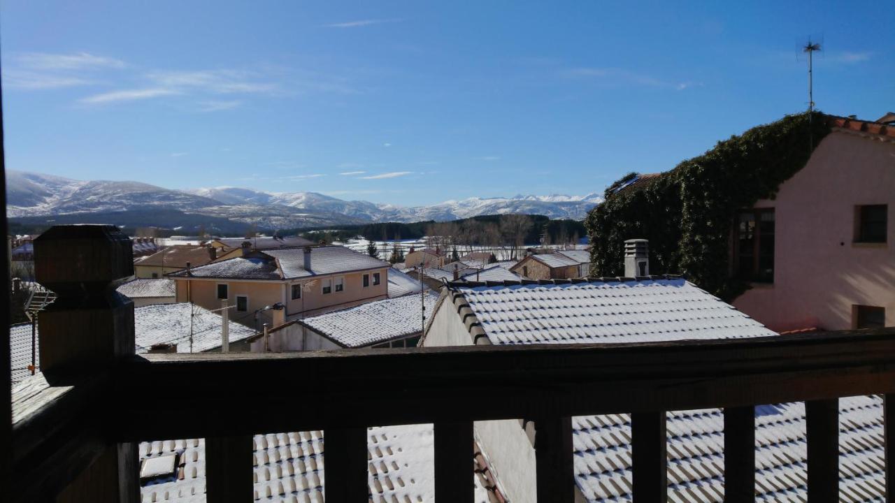 Penzion Artesano I Y III Navarredonda de Gredos Exteriér fotografie